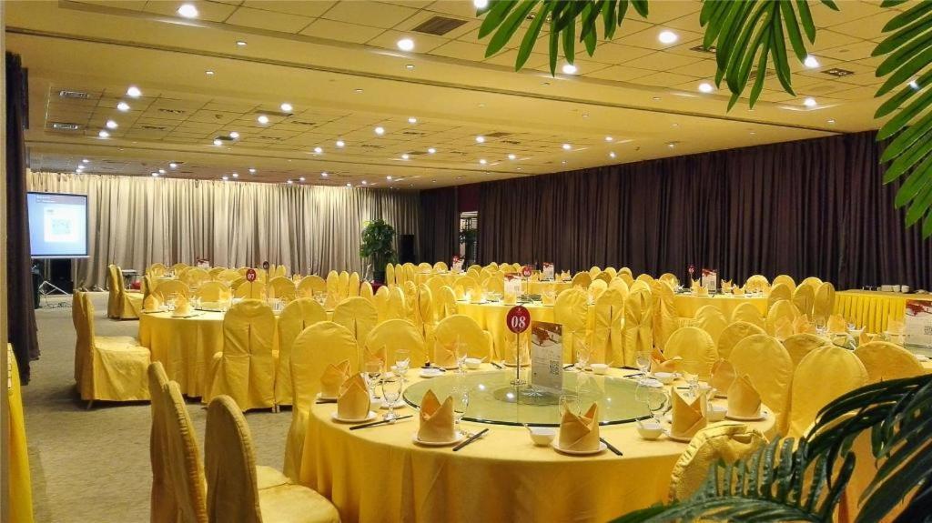 Shenyang Haiyun Jinjiang International Hotel Экстерьер фото