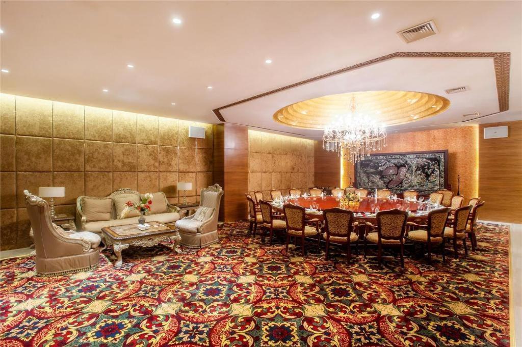 Shenyang Haiyun Jinjiang International Hotel Экстерьер фото